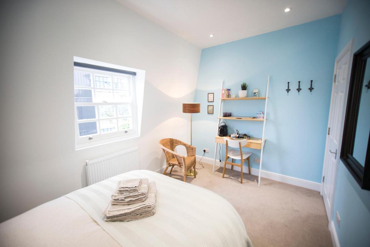 Luxury Bed Just Off The Canal Hotel London Bagian luar foto